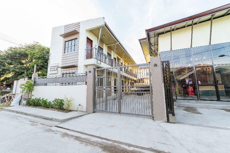 Reddoorz Plus @ Casa Lucia Sindalan San Fernando City Pampanga Exterior foto